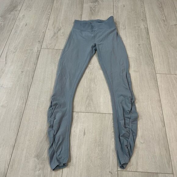 Lululemon Women's Inner Glow Tight Washed Chambray Ruched Legging size 4 - Picture 1 of 10